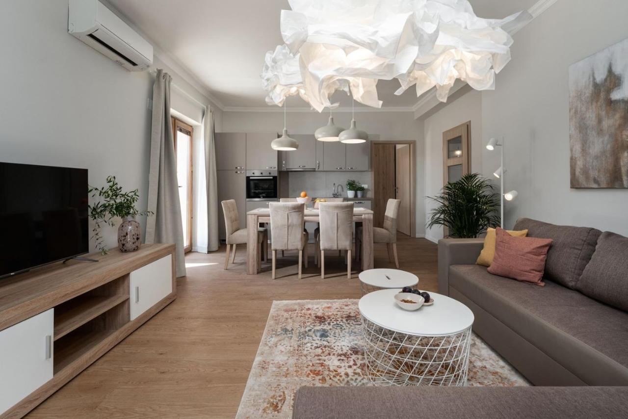 Apartments Alloro By Seeadria Agency Novigrad Istria 외부 사진